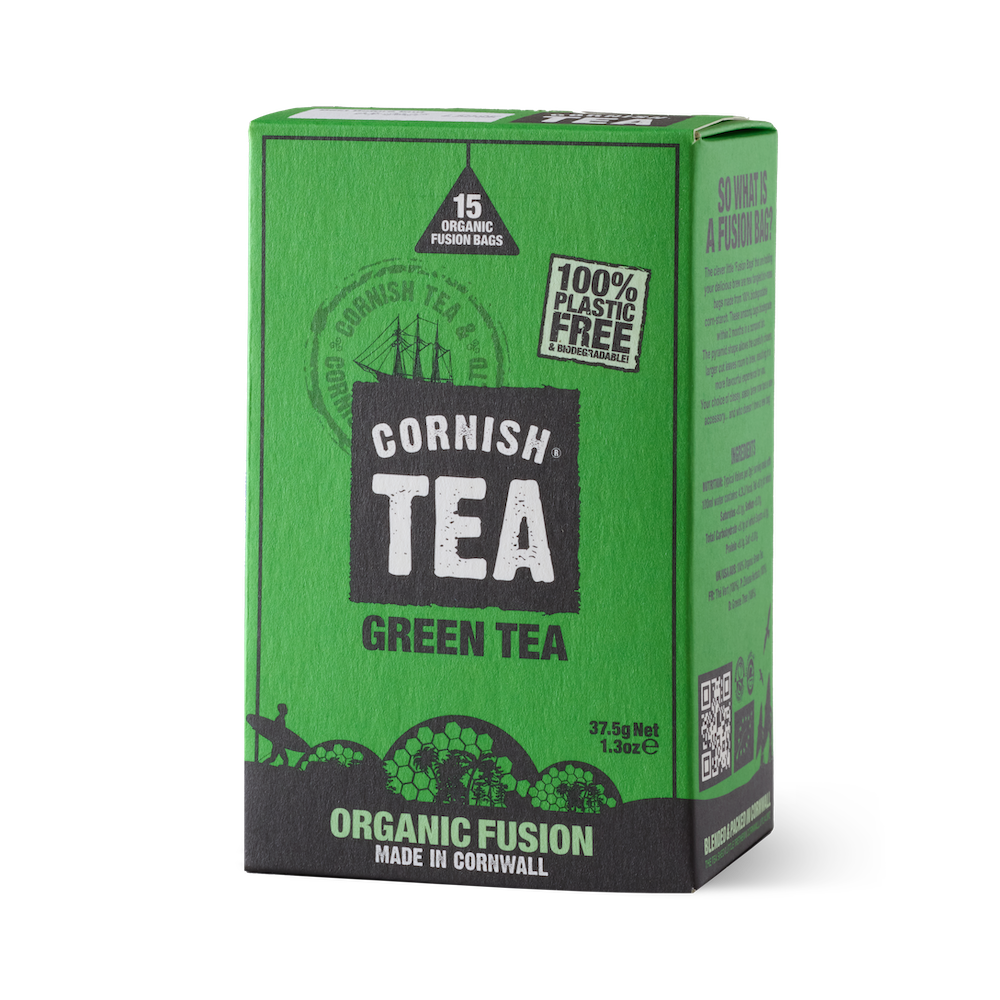 Box of 15 organic green tea fusion bags with a smooth, earthy flavour – plastic-free and made with 100% pure green tea leaves.